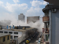 Épületbontás nem mindennapi módon