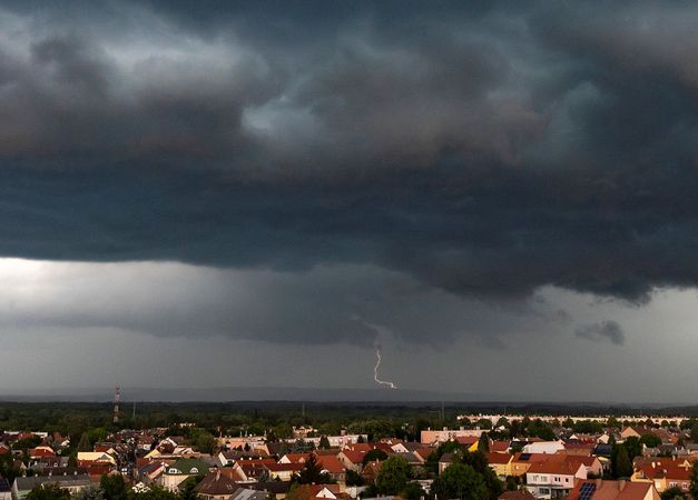 Egy előrejelzés meteorológiai háttere